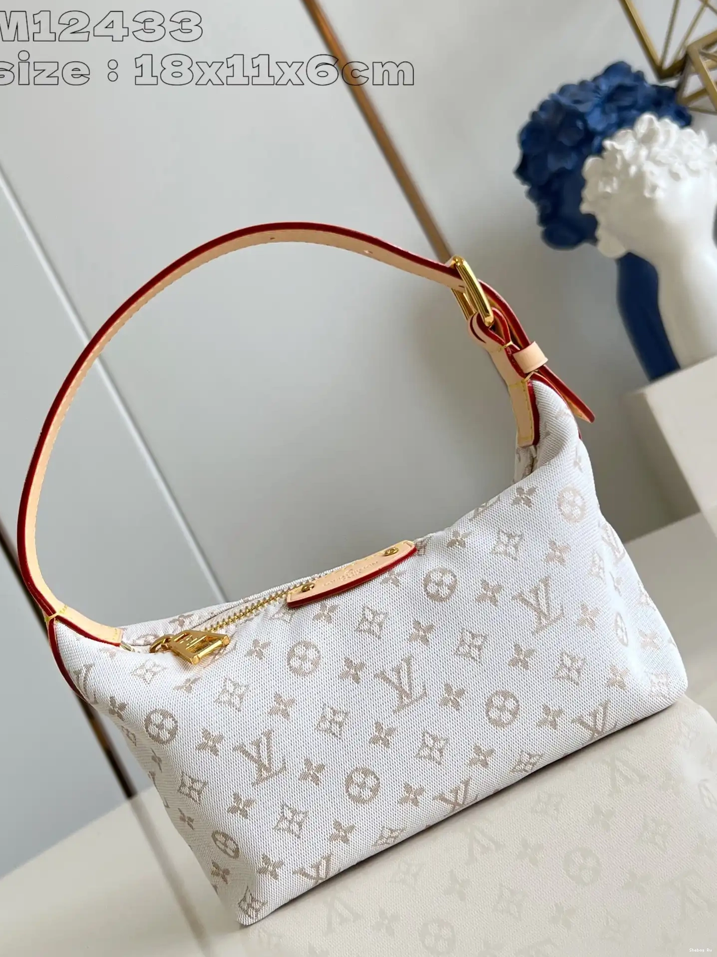 Louis Pochette Hills Vuitton 0612